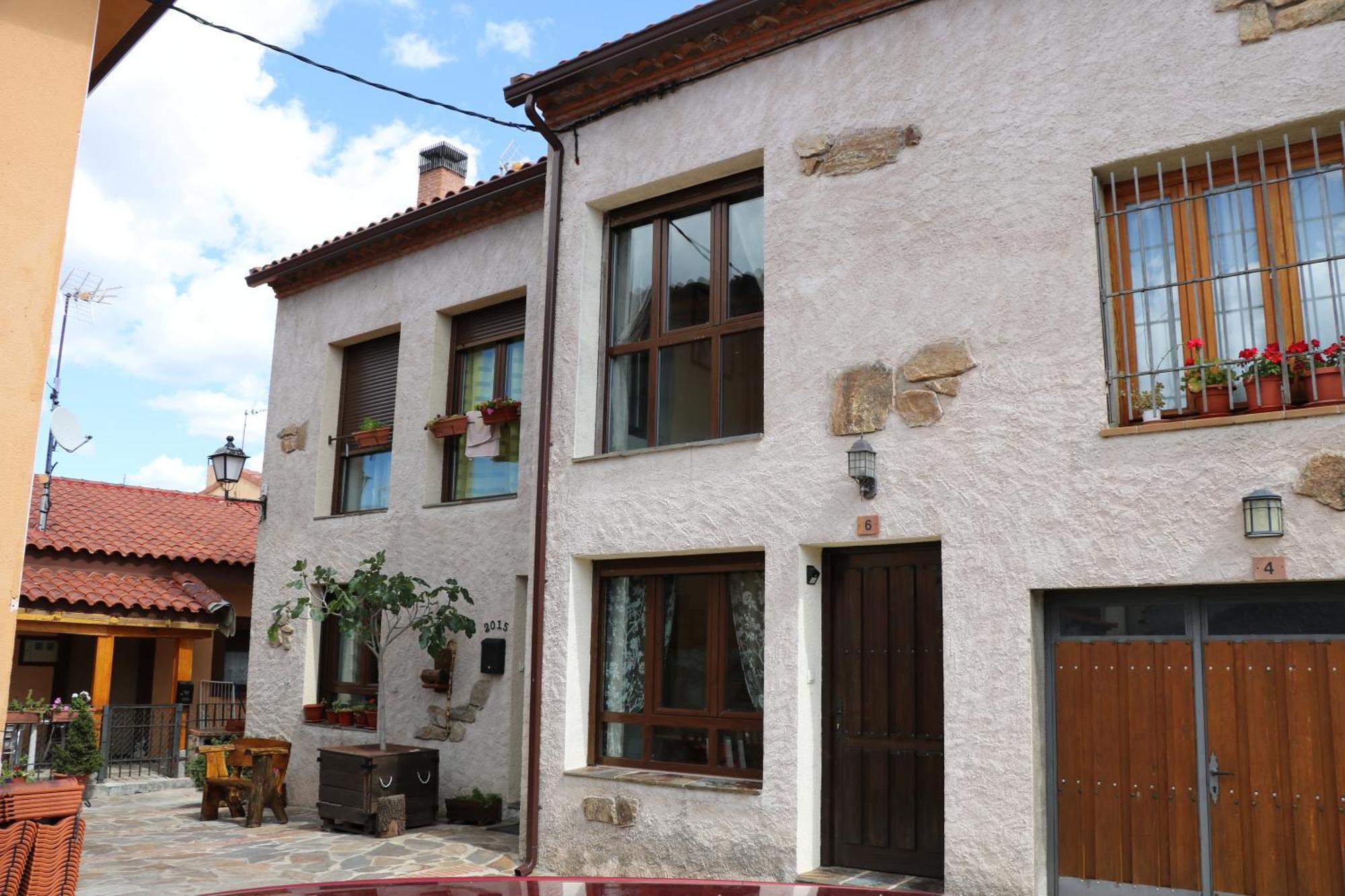 Villavieja del LozoyaTu Casa Ecuestre别墅 外观 照片